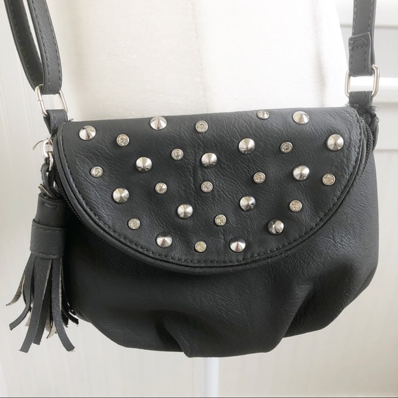 Candie's Handbags - Candie’s EUC Gray Studded Crossbody Envelope Bag